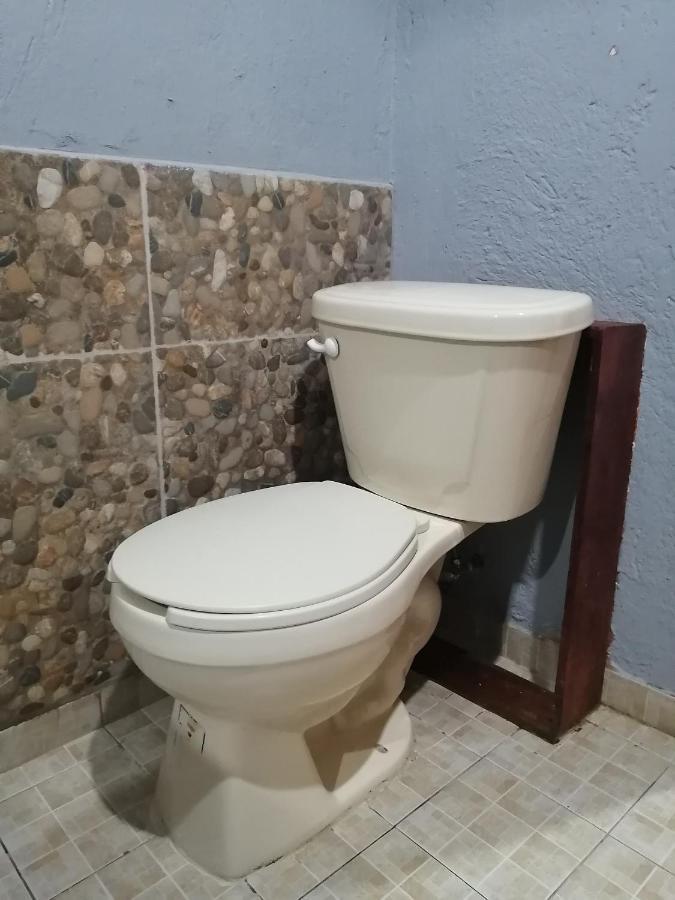 Hotel Hacienda Tonalmain, Central Nueva Tonala  Bagian luar foto