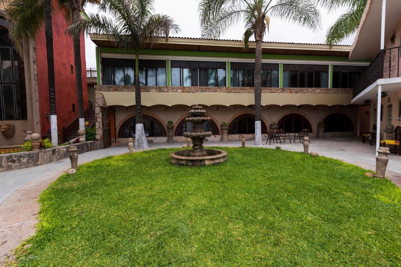 Hotel Hacienda Tonalmain, Central Nueva Tonala  Bagian luar foto